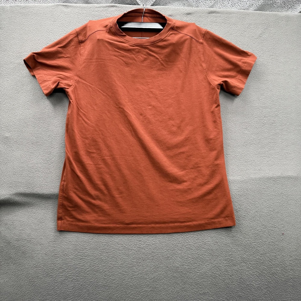 Lululemon Shirt Mens Medium Orange Solid Crewneck Cotton Tee Basic Logo